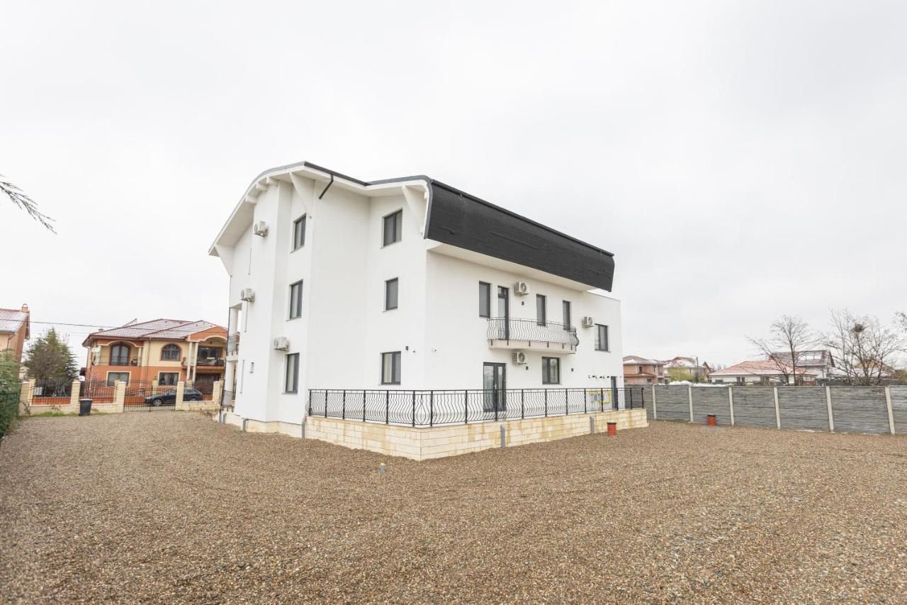 Villa Class Sînmartin Buitenkant foto