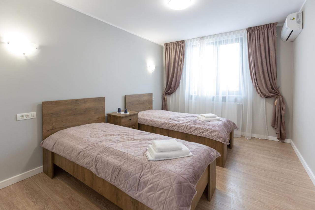 Villa Class Sînmartin Buitenkant foto