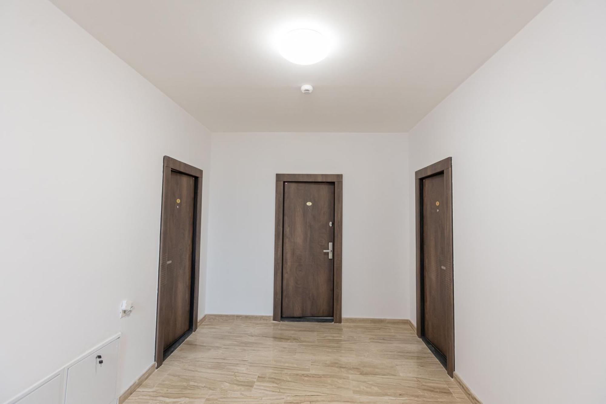 Villa Class Sînmartin Buitenkant foto