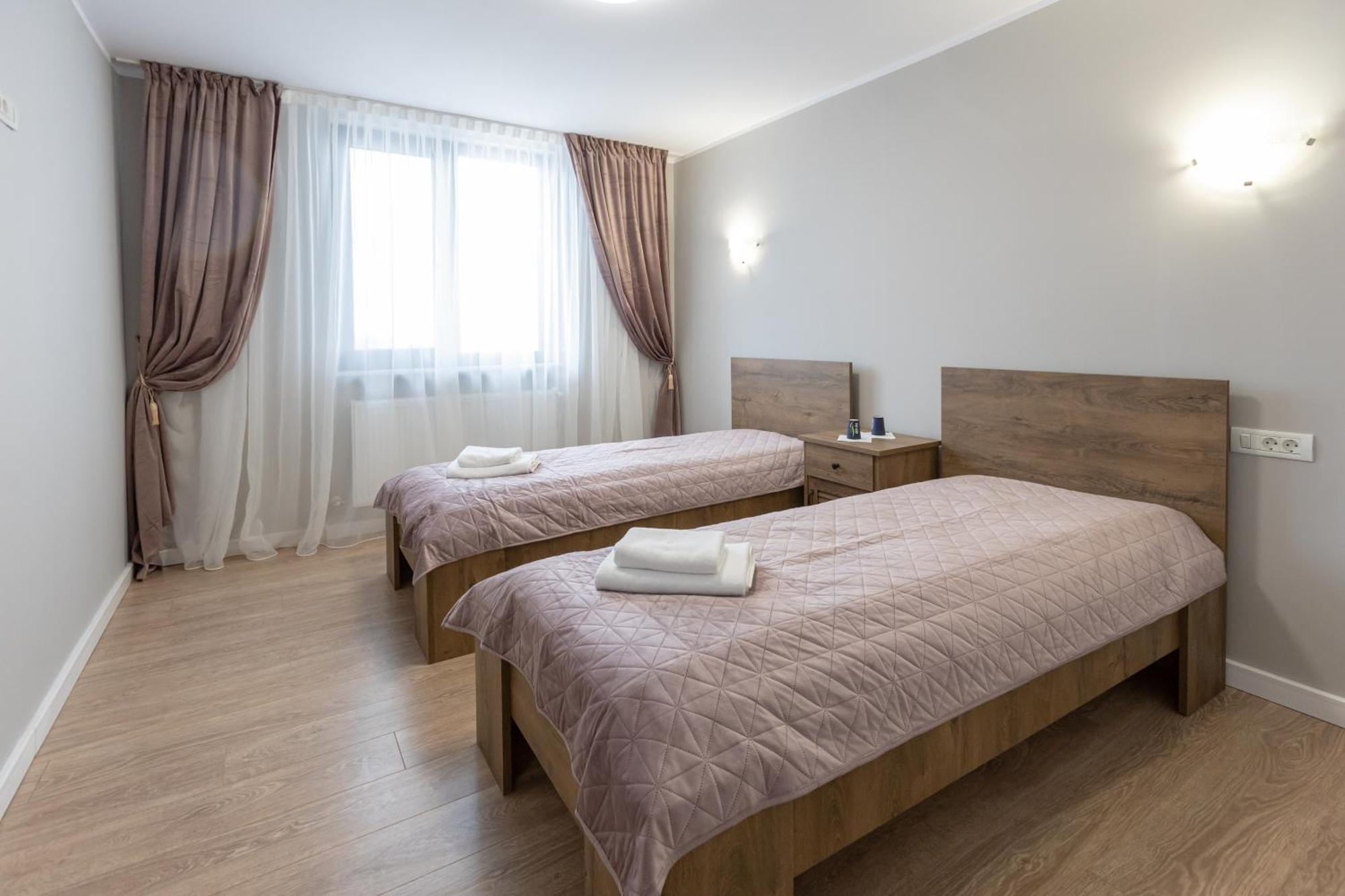 Villa Class Sînmartin Buitenkant foto